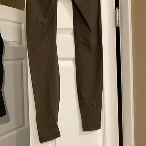 lululemon athletica Pants & Jumpsuits - Lululemon wunder under lululemon athletica Pants & Jumpsuits - Lululemon wunder under